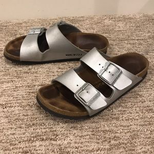 SILVER ARIZONA BIRKENSTOCKS